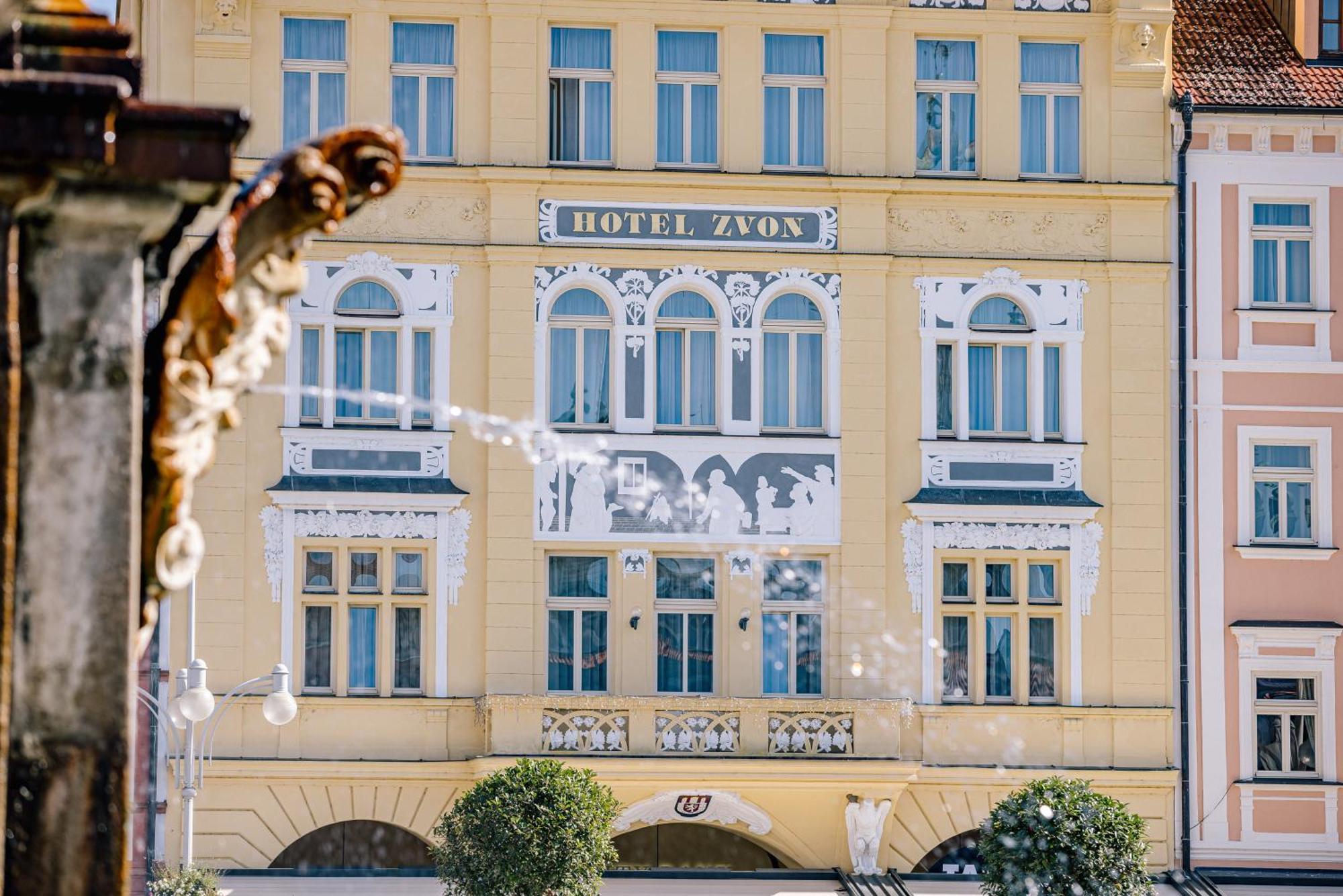 Grandhotel Zvon Ceske Budejovice Kültér fotó